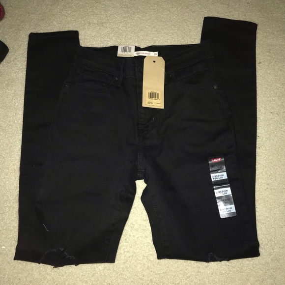 NWT Levi’s 721 Black High-Rise Skinny Jeans - Picture 2 of 6